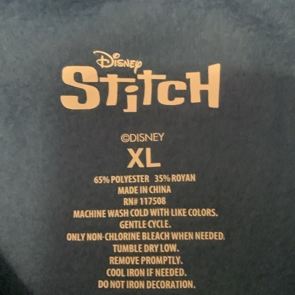 Disney Christmas Stitch Blue Sweatshirt Size XL - Picture 4 of 6